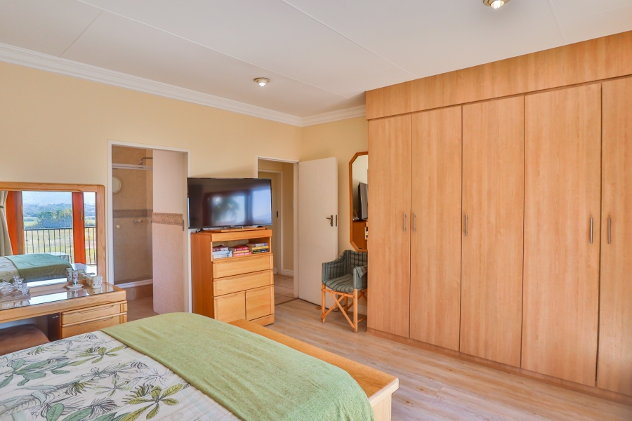 To Let 3 Bedroom Property for Rent in The Coves North West